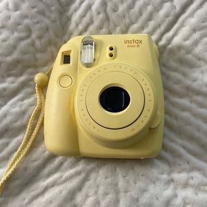 instax mini 8 polaroid camera with bag